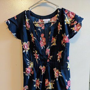 Maternity Flutter Sleeve Top